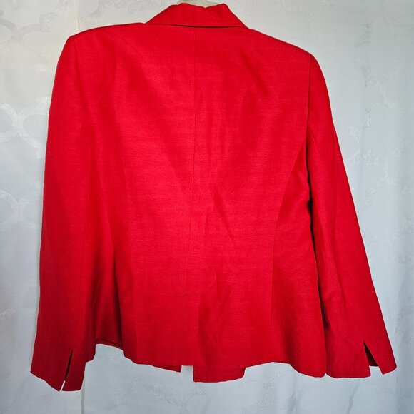 ***Evan-Picone Vibrant Red Blazer*** Timeless Design - Picture 4 of 11